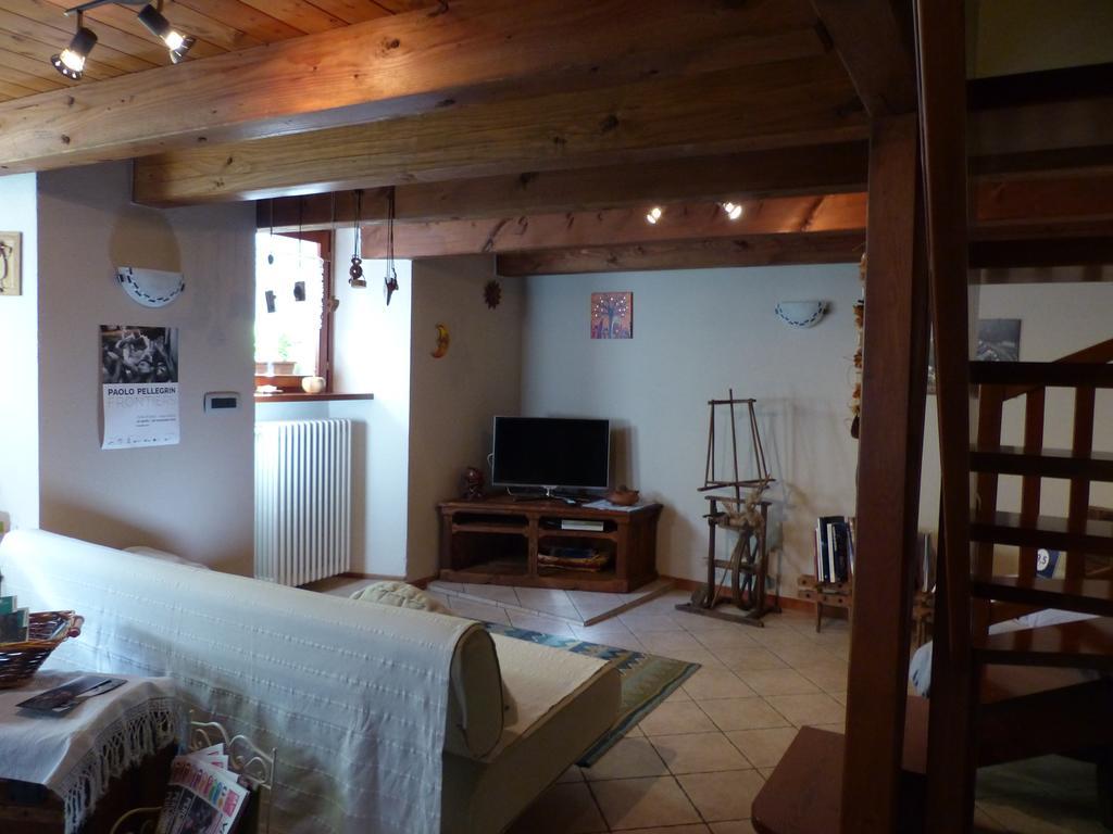 B&B Vecchio Torchio Di בארד מראה חיצוני תמונה